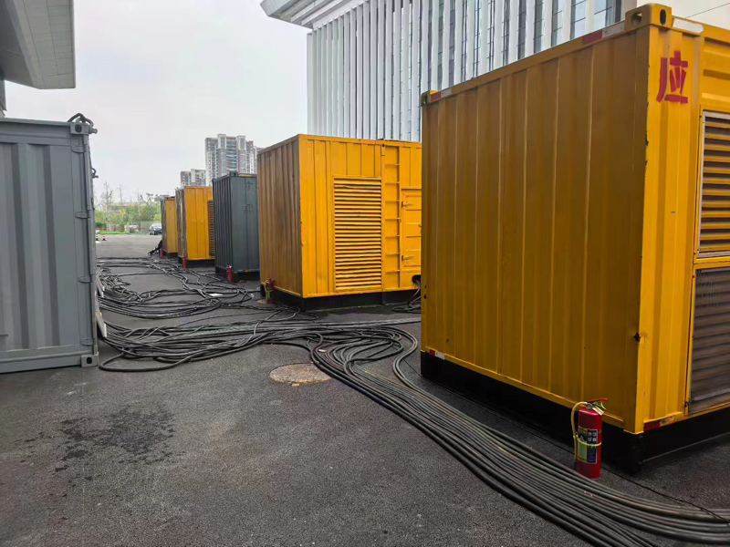 小店不同季节柴油发电机组保养有哪些注意事项?