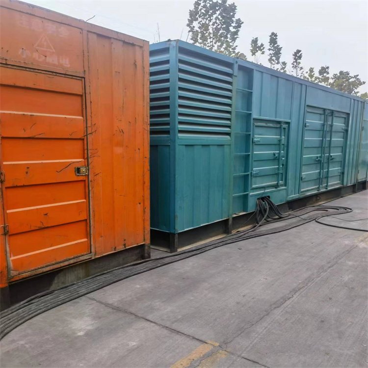 小店如何选择适合 600kW 柴油发电机组的热继电器?